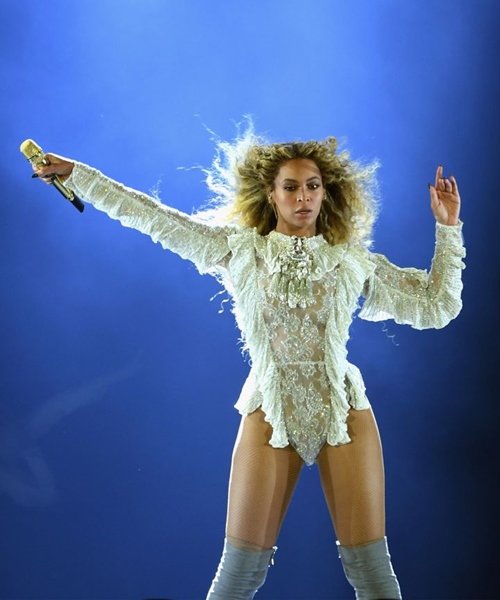 Cái kết “đắng” cho cô gái bắt chước để đẹp giống Beyoncé - 1