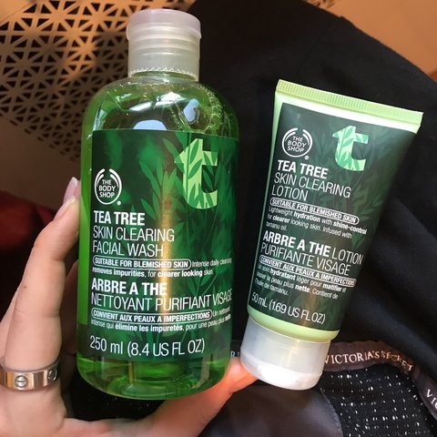 Sữa rửa mặt tốt nhất Tea Tree