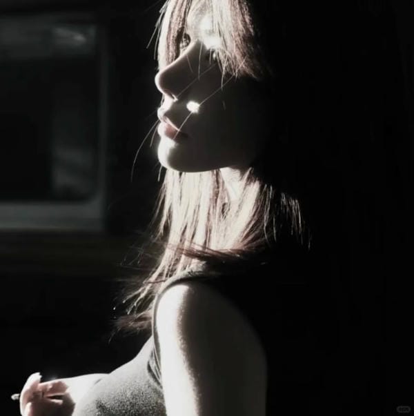 avatar đen trắng buồn (2)