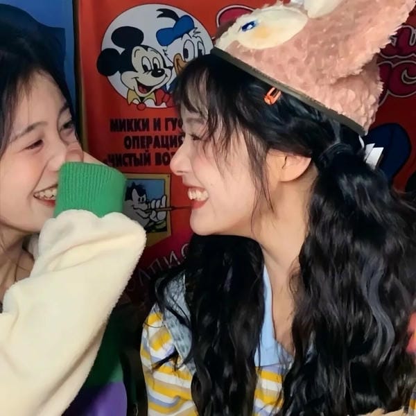 avatar đôi bạn thân nữ (17)