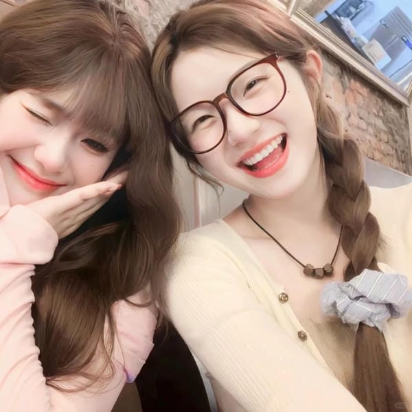 avatar đôi bạn thân nữ (23)