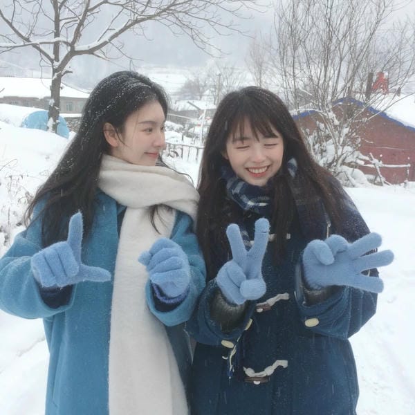 avatar đôi cho bạn thân nữ avatar đôi cho bạn thân nữ