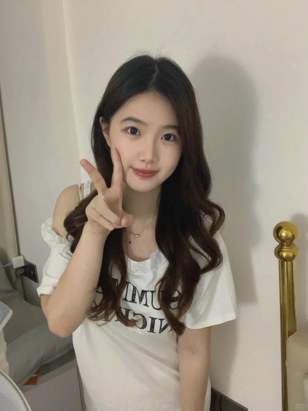 ảnh cô đơn, buồn con gái