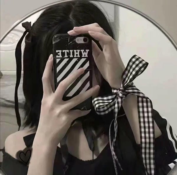 ảnh gái xinh che mặt 21 ảnh gái xinh che mặt 21