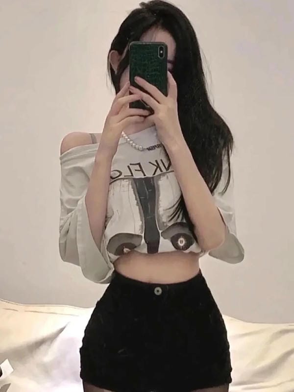 ảnh gái xinh che mặt 24 ảnh gái xinh che mặt 24