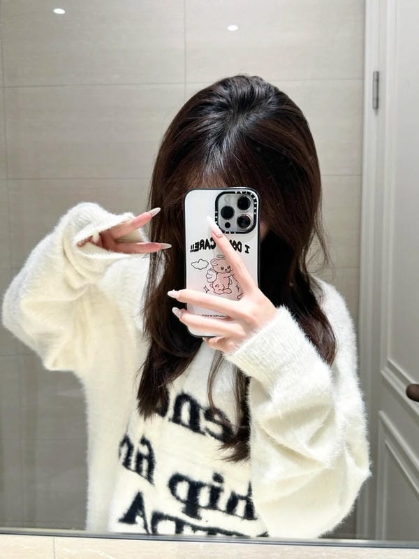 ảnh gái xinh che mặt bằng điện thoại 35