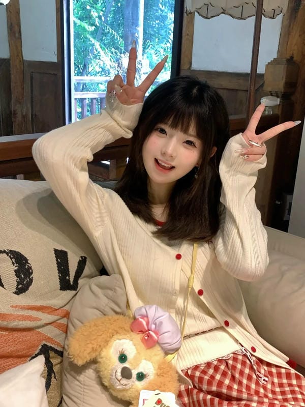 những hình ảnh cô gái cute những hình ảnh cô gái cute